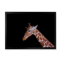 DesignArt 'Portret žirafe na crnoj pozadini I' Farmhouse uokvirena umjetnički tisak